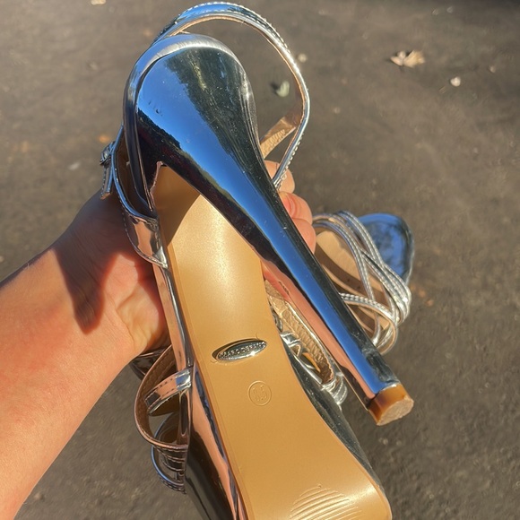 Marc Defang Tippy Top Pageant Heels - Picture 3 of 3